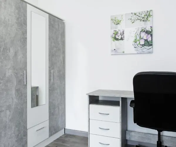 Myhome Basel 1b44 アパート *